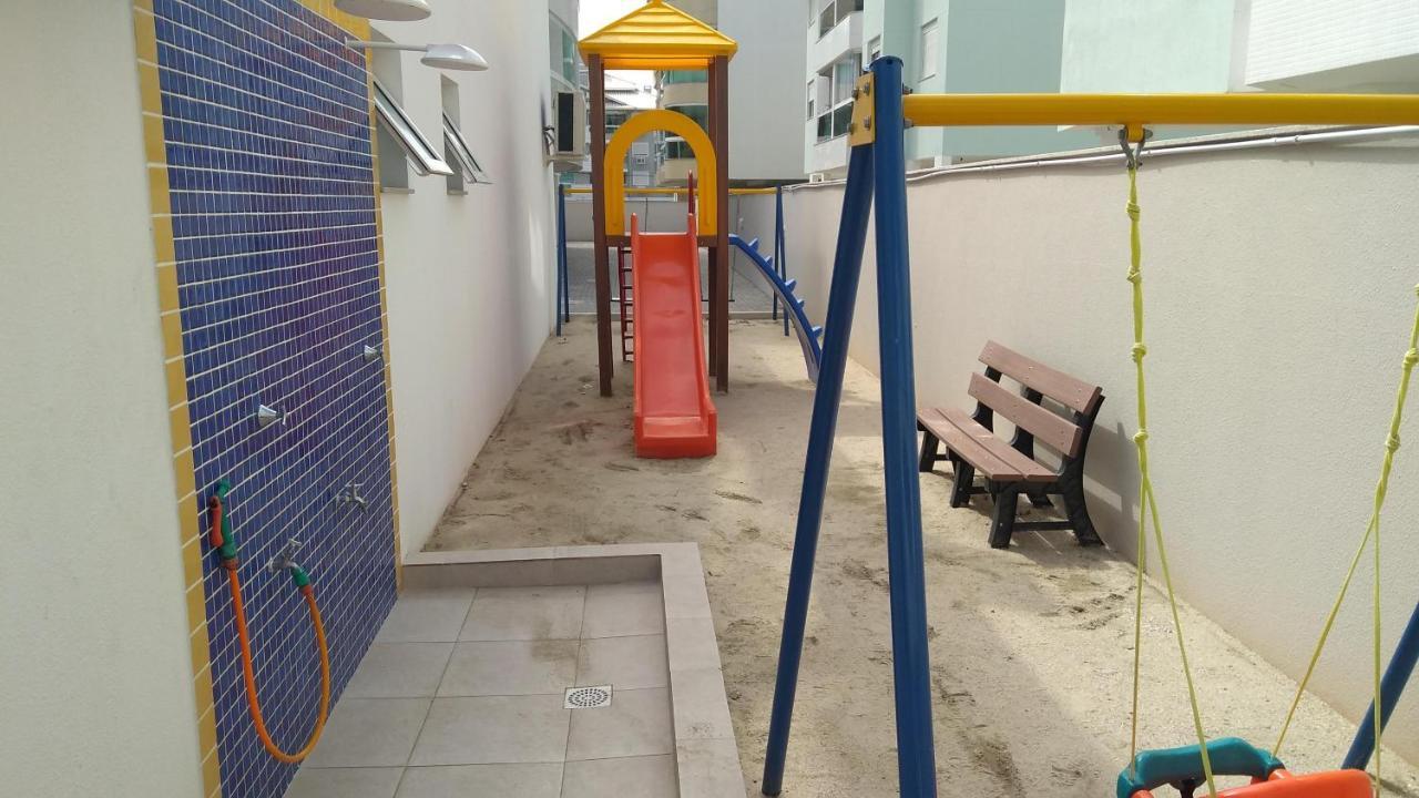Apartamento frente para a piscina a uma quadra da praia Florianopolis Exterior foto