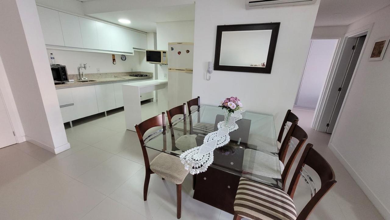 Apartamento frente para a piscina a uma quadra da praia Florianopolis Exterior foto