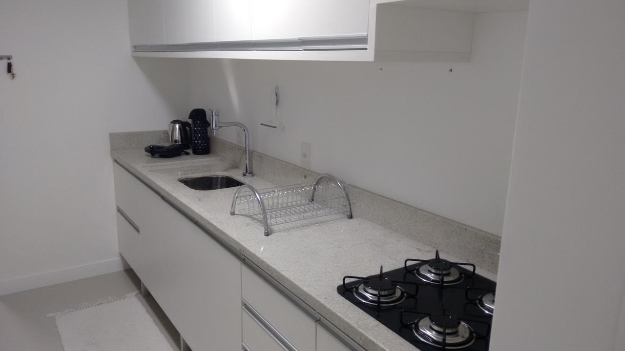 Apartamento frente para a piscina a uma quadra da praia Florianopolis Exterior foto