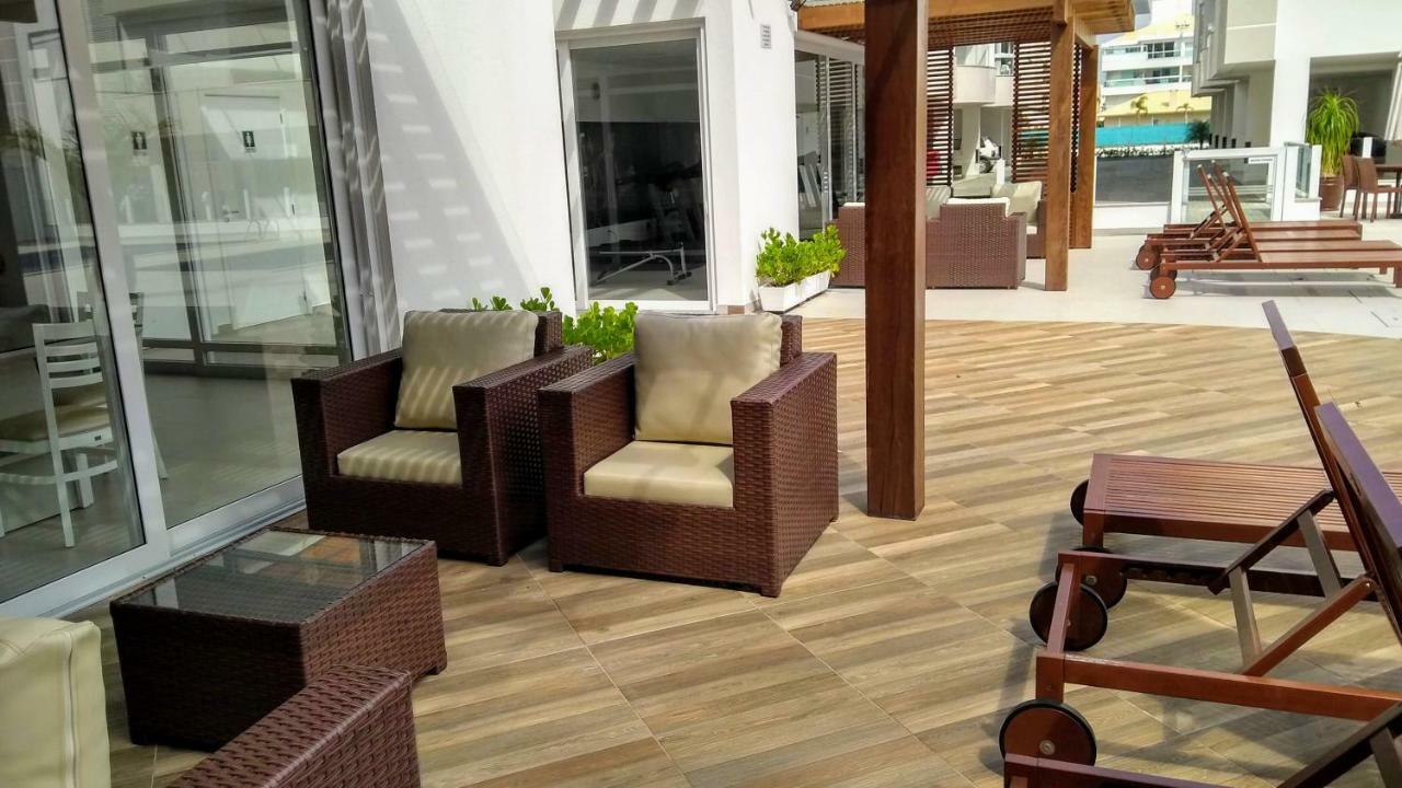 Apartamento frente para a piscina a uma quadra da praia Florianopolis Exterior foto